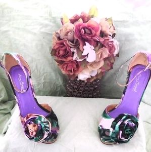 Women's Anne Michelle Sexy Beautiful Hills